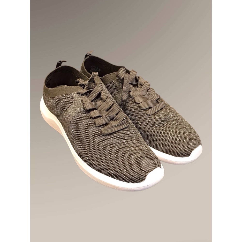 CLOUDSTEPPERS by‎ Clarks Knit Sneakers Sz 11 Nova Glint olive Wore 1x EUC